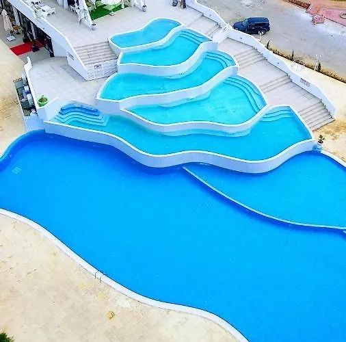 Northern Cyprus Trikomo, Iskele, Long Beach, Caesar 3 * Trikomo