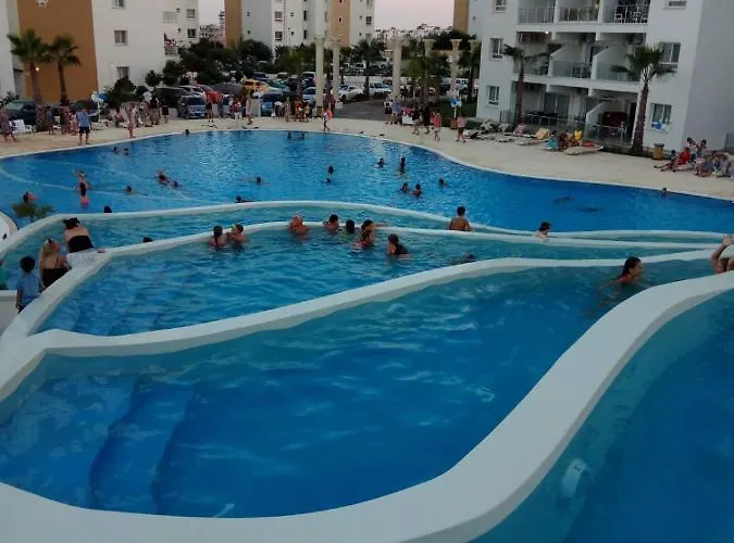 Northern Cyprus Trikomo, Iskele, Long Beach, Caesar 3 דירה