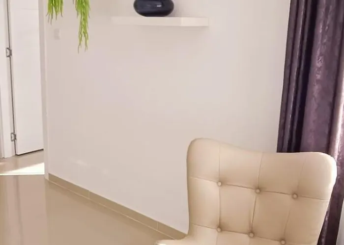 Northern Cyprus Trikomo, Iskele, Long Beach, Caesar 3 *