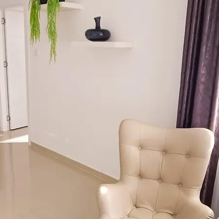 Northern Cyprus Trikomo, Iskele, Long Beach, Caesar 3 *